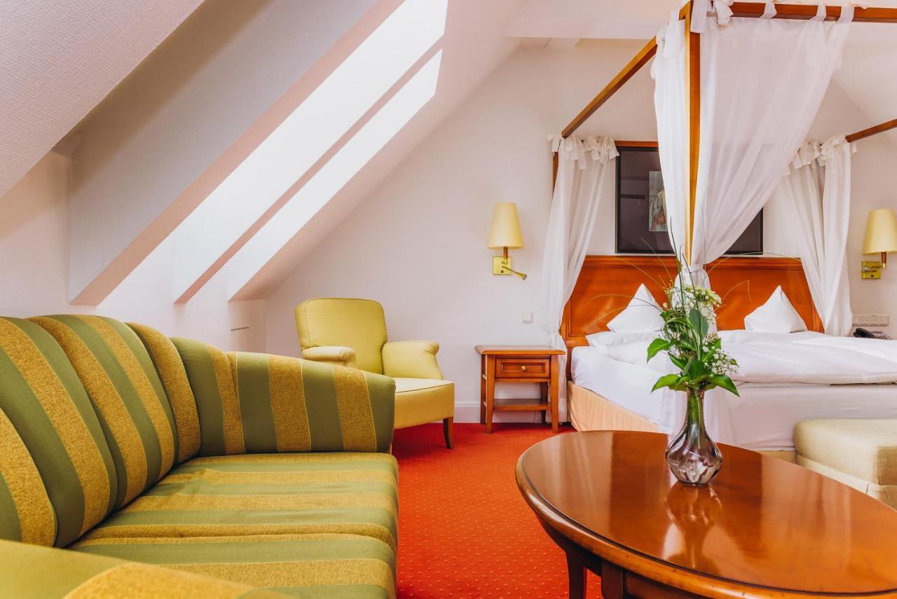 Hotel Moosburger Hof Pfaffenhofen an der Ilm Bagian luar foto