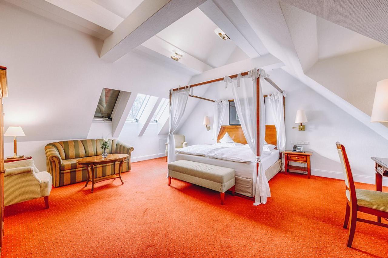 Hotel Moosburger Hof Pfaffenhofen an der Ilm Bagian luar foto
