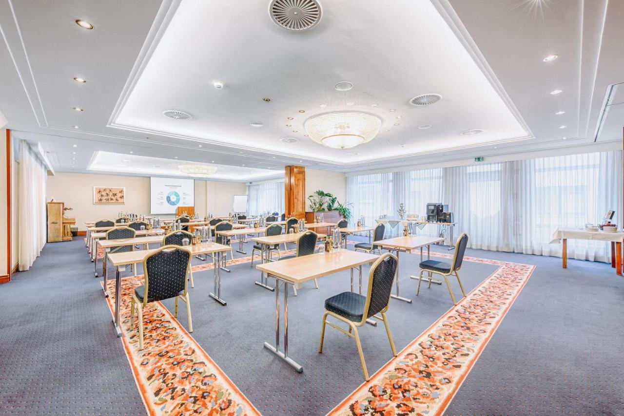 Hotel Moosburger Hof Pfaffenhofen an der Ilm Bagian luar foto